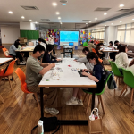 用正念與馬賽克拼貼創造心靈對話活動進行實況