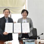 仁德醫專由黃柏翔校帶領團隊護理科諸葛芬主任、副主任陳嘉珮，以及高齡健康促進科陳翠芳主任等主管出席簽約儀式。